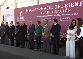 López Obrador inaugura la Megafarmacia; prometen será de clase mundial