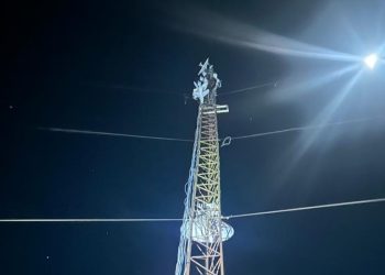 En cateos desmantelan antenas repetidoras de internet usadas por la delincuencia en Michoacán