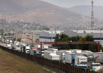 “El cierre fronterizo está causando estragos en la red de cadena de distribución y logística de varios productos”: Grupo Consultor de Mercados Agrícolas