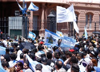 El Gobierno de Milei establecerá “consecuencias” para protestas callejeras