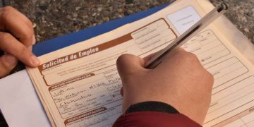 En 2024, siete de cada 10 empleados piensan buscar un nuevo empleo