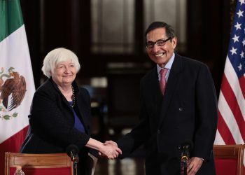 México y EU firman memorándum para hacer más seguros los sistemas financieros