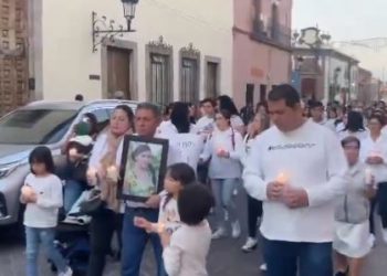 Marchan en Salvatierra para exigir justicia por el asesinato de 11 personas