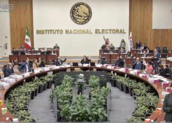 INE multa a partidos por casi 741 mdp