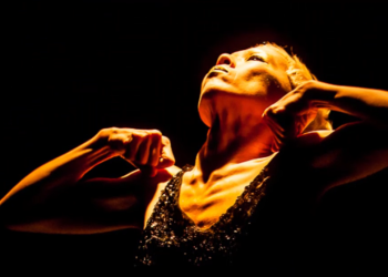 La bailarina y coreógrafa Yuko Kaseki se presenta en el Teatro de la Danza Guillermina