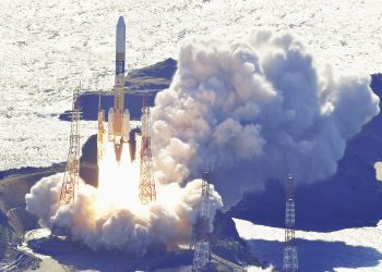 El primer módulo de aterrizaje lanzado por Japón entra en la órbita lunar