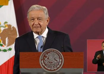 López Obrador pide aplazar discusión de la reducción de la jornada laboral