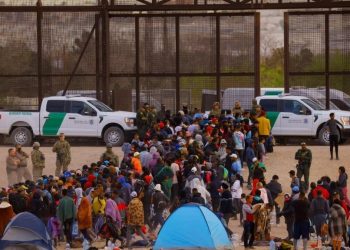 Más de 2.2 millones de personas han llegado a la frontera sur de Estados Unidos en 2023