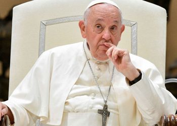 Papa Francisco expresa su profunda tristeza por el tiroteo en la Universidad de Praga