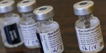 Agotada la vacuna Pfizer contra COVID-19 en farmacias CDMX