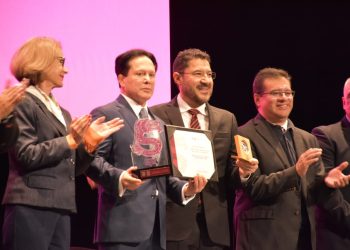FAHHD recibe el Premio Estatal de Deportes 2023