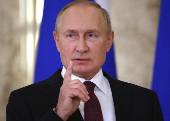 Putin formaliza ante autoridades electorales su candidatura a los comicios presidenciales