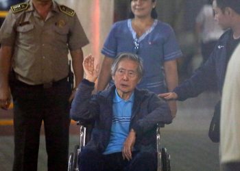 El expresidente peruano Alberto Fujimori es liberado