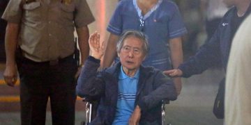 El expresidente peruano Alberto Fujimori es liberado