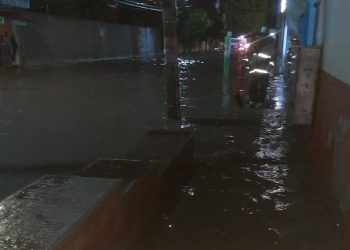 Lluvias atípicas generan anegamientos en Tula