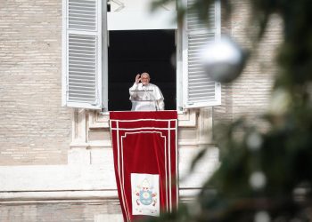 El papa expresa su preocupación por el arresto de curas