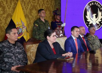 “Hay que tratar a los terroristas como terroristas”: Noboa