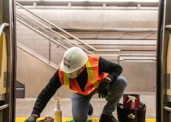 Otro descarrilamiento sorprende a usuarios del Metro