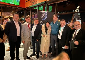 Acude presidenta del Senado a atestiguar primera misión mexicana a la Luna