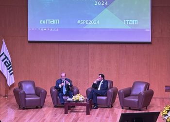 La estabilidad política ha sido clave para el desarrollo de México: Slim