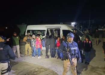 Militares rescatan a 61 migrantes en Reynosa