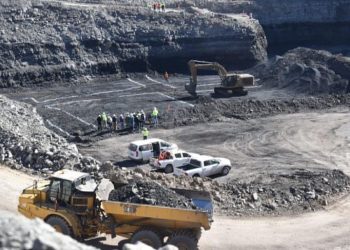 Localizan restos de un cuerpo más en mina Pinabete, faltan seis