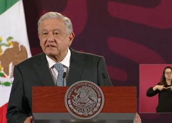 López Obrador se disculpa con la diputada trans, Salma Luévano