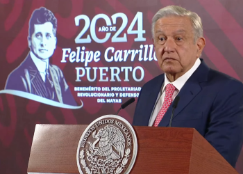 López Obrador se refiere a una diputada trans como “señor vestido de mujer”