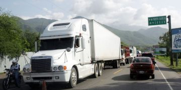 “El 2023 cerró con 13 mil robos a unidades en carreteras”: Canacar