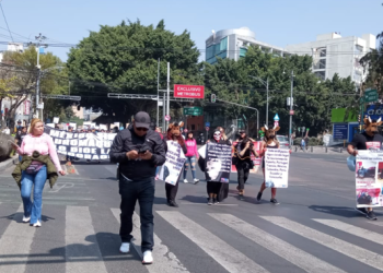 Protestan en contra del regreso de las corridas de toros a  Ciudad de México