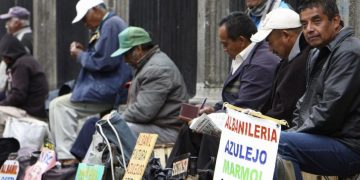 La tasa de desempleo bajó al 2,6% al cierre de 2023