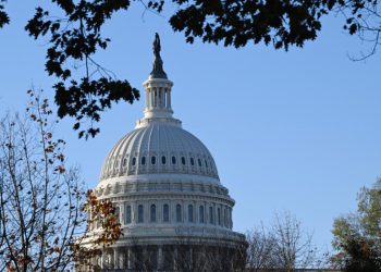 Republicanos en el Congreso dan por muerto el acuerdo migratorio acordado con Biden