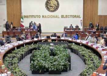 Más de 100 mil mexicanos en el extranjero solicitaron su registro para votar