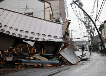 Ascienden a 110 los muertos y 211 personas continúan desparecidas tras sismo en Japón