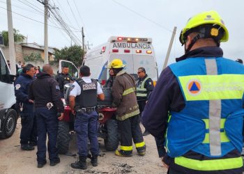 Cuatro personas resultan lesionadas al transportar pirotecnia en Querétaro