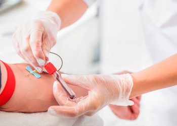 Un análisis de sangre permite diagnosticar el alzhéimer con una precisión del 95%