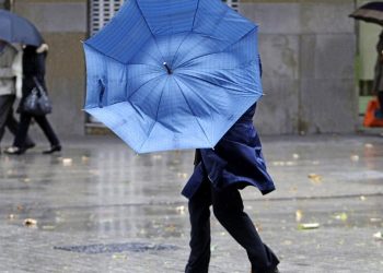 Activan alerta amarilla por fuertes vientos en la CDMX