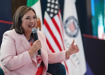 Ante empresarios de Estados Unidos, Xóchitl Gálvez se solidariza con muerte de jóvenes por fentanilo
