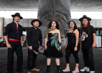 Elo Vit en la Siguanaba y otras rondas mexicanas fusiona su pasión por la música