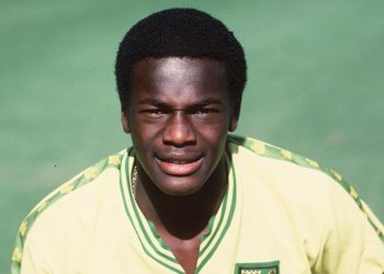 Un millón de libras…Soy gay. Justin Fashanu