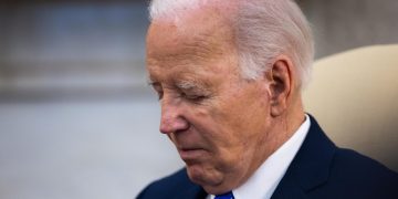 Biden genera dudas, por lápsus de memoria