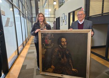 México recibe retrato de Hernán Cortés, donado por una de sus descendientes