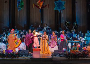 Llega “Oaxaqueñísimas” espectáculo de danza y música