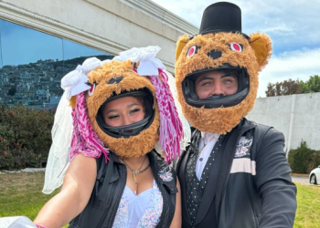 Pareja “osa” se casa en ceremonia colectiva de Pachuca