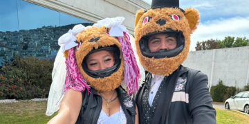Pareja “osa” se casa en ceremonia colectiva de Pachuca