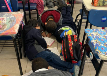 Ataque afuera de primaria de Celaya provoca que niños y maestros se tiren al piso
