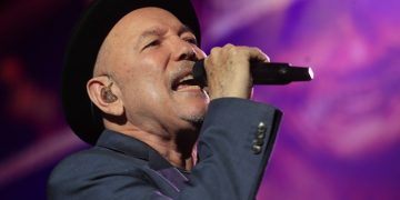 Rubén Blades se alza con premio a mejor álbum tropical en la 66 edición de los Grammy