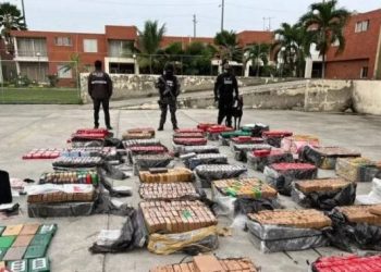 Ecuador incauta cerca de 1.5 toneladas de droga que presuntamente iban a México