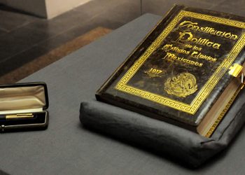 La Constitución acumula 256 reformas al cumplir 107 años, señala estudio