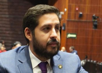¿Qué pasa con  la iniciativa que busca blindar las reformas de AMLO? El diputado Hamlet García nos explica 